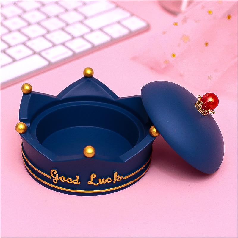 Crown ashtray, lady ashtray. P - Home Office Trend review and price