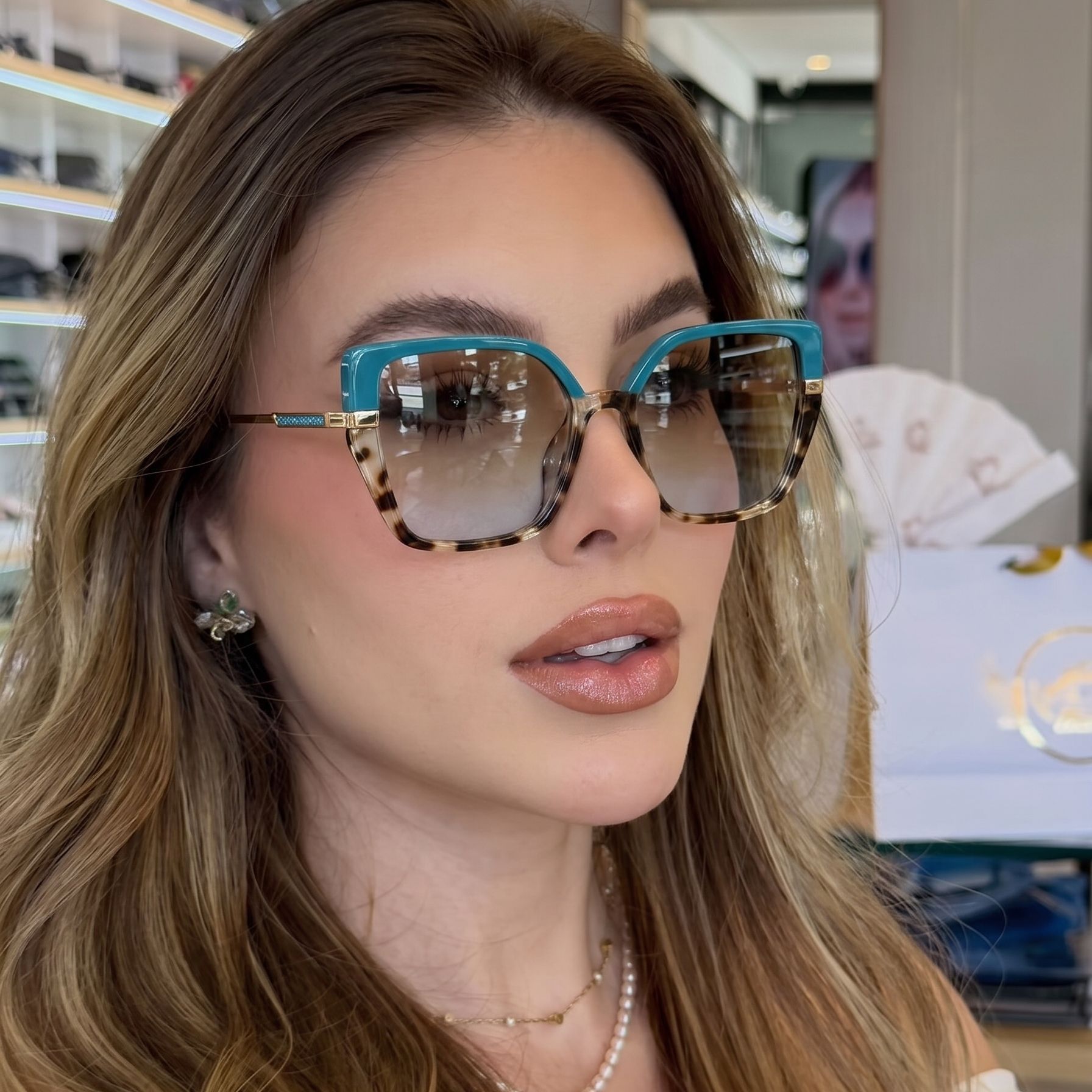 Color block color contrast cat - Blue Light Glasses review and price